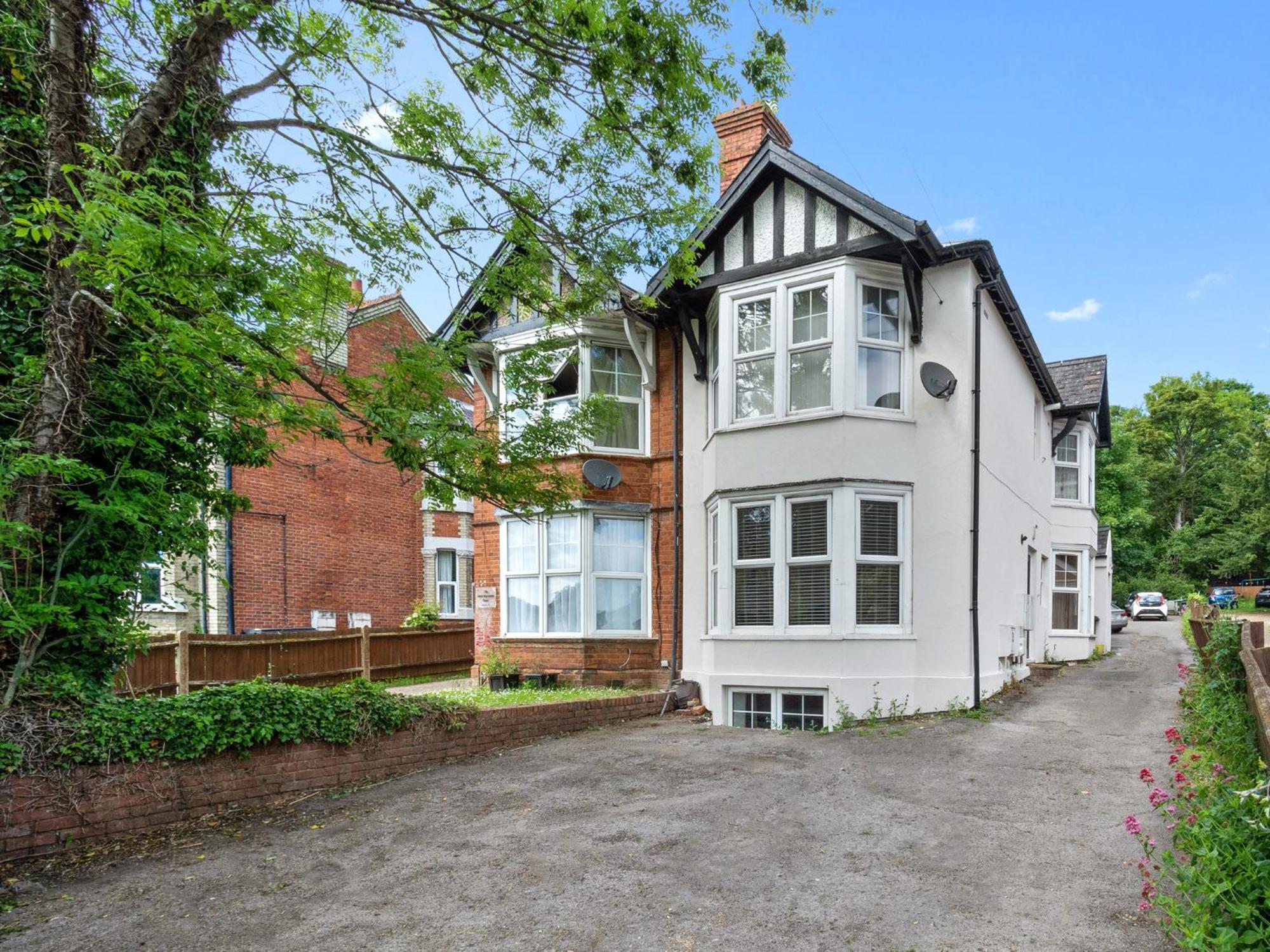 High Wycombe Apartments Номер фото